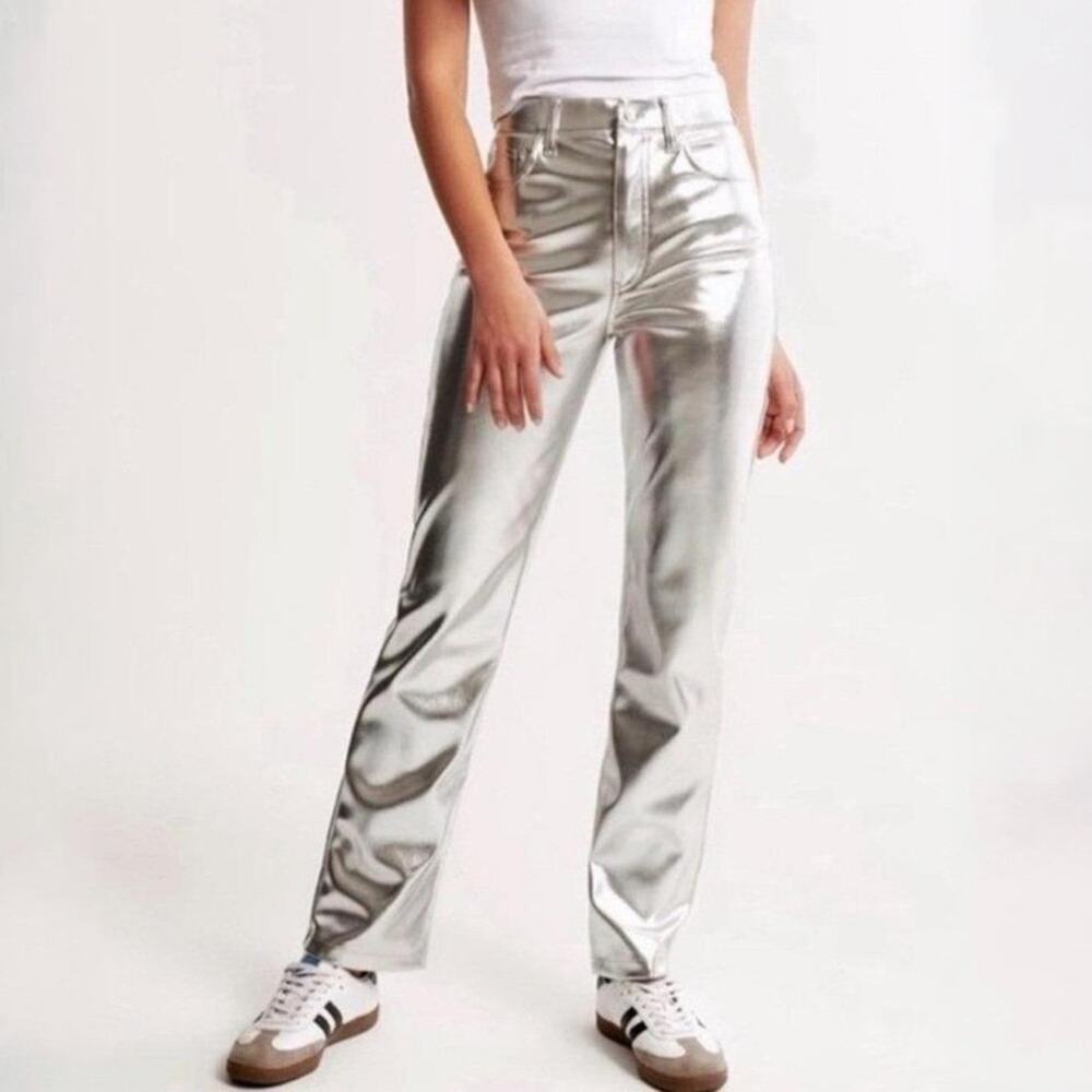 Abercrombie & Fitch Silver 90's Straight Ultra High Rise Pants Size 29